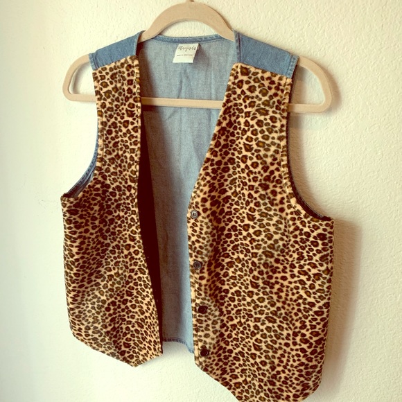 cascade blues Jackets & Blazers - Velvet Animal Print Vest Ferris Bueller Vibes
